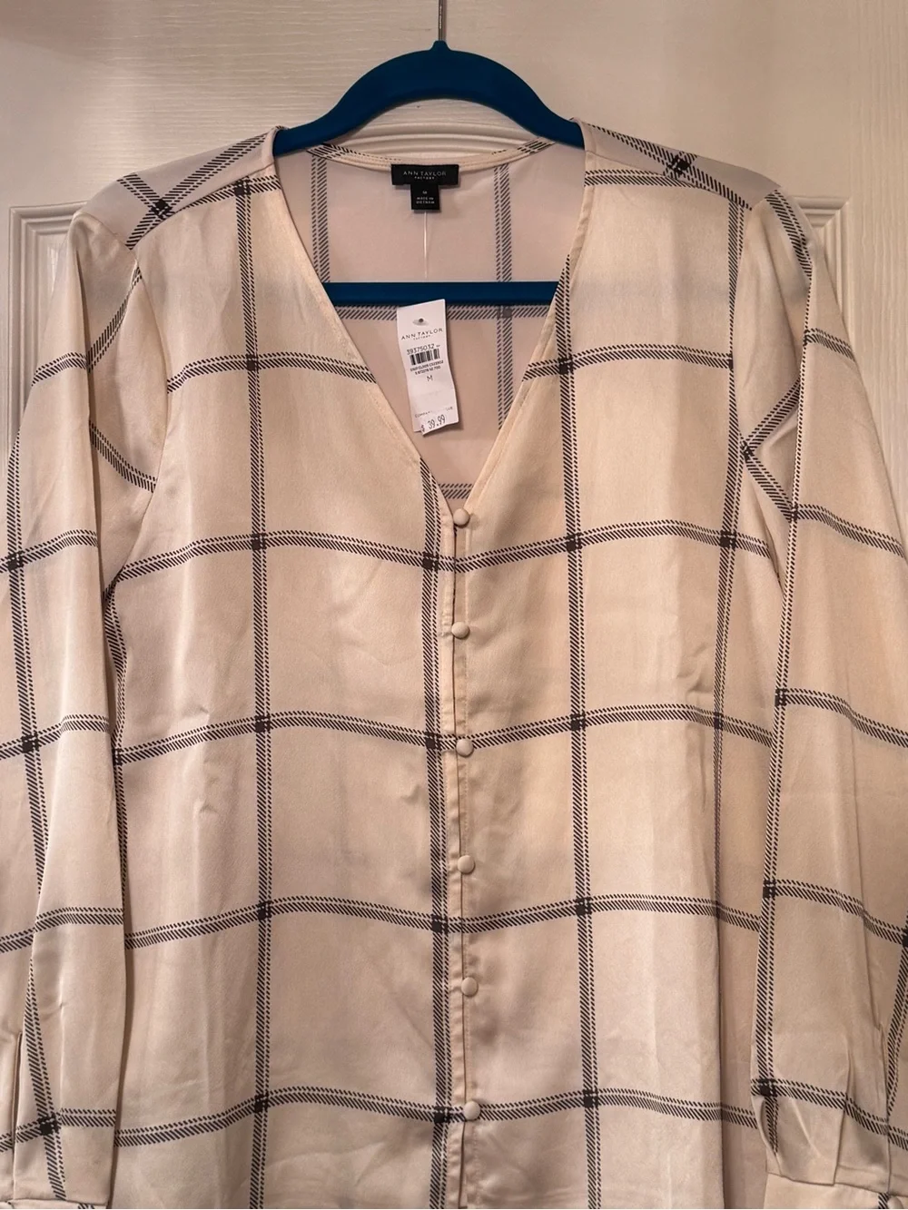New ! Ann Taylor Cream Button-Front Windowpane Blouse